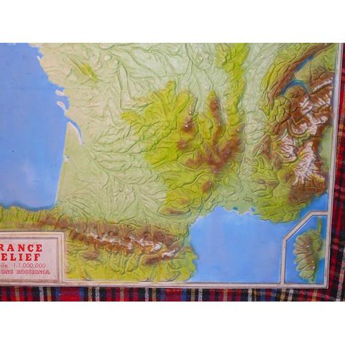 CARTE MURALE EN RELIEF France