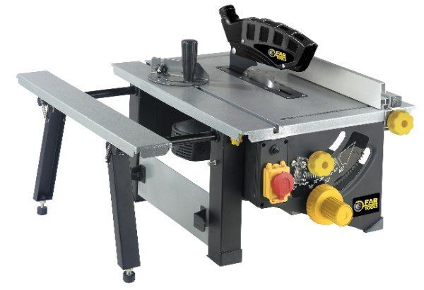 Scie de table 1200 W - 210 mm