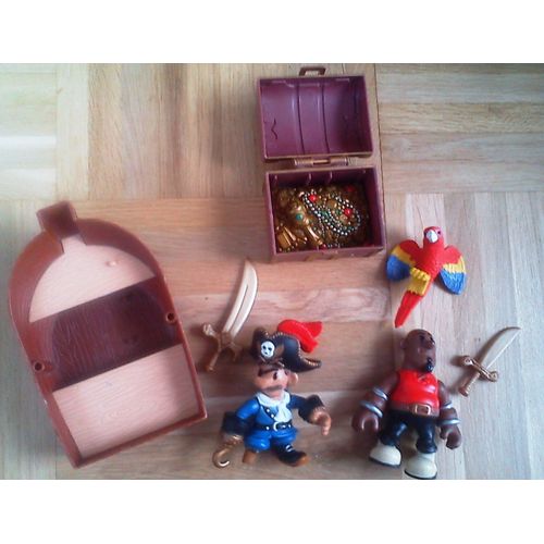 Personnages Pirate Avec Bateau Et  Perroquet