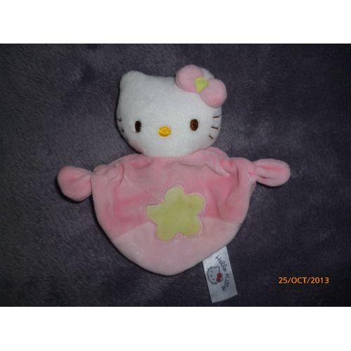 Doudou Plat Rose Grelot Étoile Verte Hello Kitty