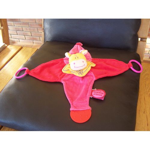 Doudou Plat Girafe Rouge Jaune Rose Fushia Doudou Et Compagnie Foulard