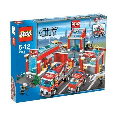 LEGO City 7945 CASERNE DE POMPIER COMPLETE