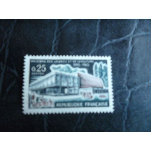Timbre "20 Ans Maisons Des Jeunes Et De La Culture :1945-1965".