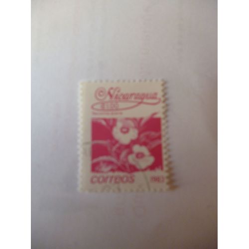 Timbre "Nicaragua :Tecoma Stans 1983".