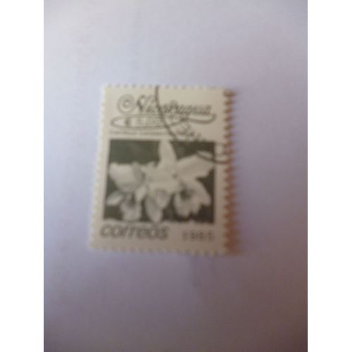 Timbre "Nicaragua :Catleya 1985".