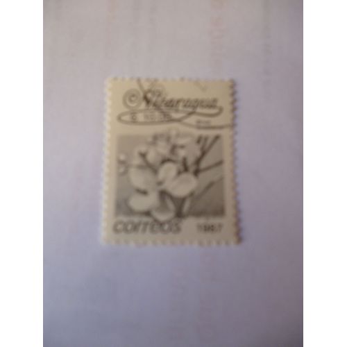 Timbre "Nicaragua :Bixa Oreliana 1987".