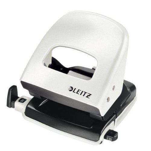 Leitz Perforateur Blanc Métallisé, 30 Feuilles, Réglette À Clic. Effort Réduit De 60%