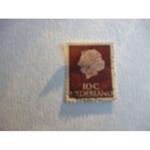 Timbre "Nederland :La Reine 10 C."