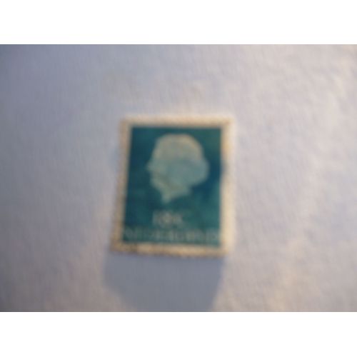 Timbre "Nederland :La Reine 18 C."