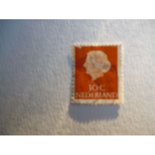 Timbre "Nederland :La Reine 30 C".