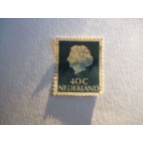 Timbre "Nederland :La Reine 40 C."