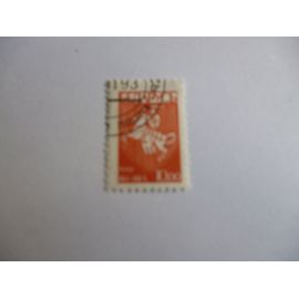 Timbre " Belarus :Blason Chevalier 1992 (Orange).