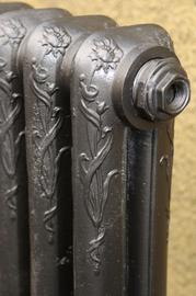 Radiateur fonte fleuri type marguerite - 5 branches