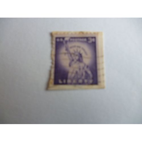 Timbre "Etats Unis :Liberty (Violet)".