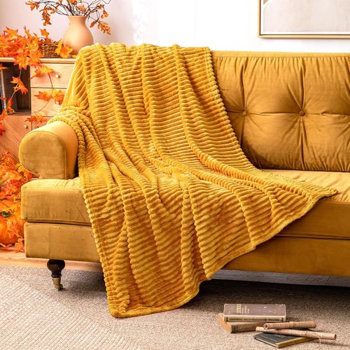 MIULEE Couverture Plaid Flanelle Velours Jeté Housse de Lit Canapé Chambre Sofa Peut Ëtre Utilisé dans 4 Saisons 1 Pièce Douce Douce et Chaude Voilage Bébé 220X240CM Jaune Moutarde