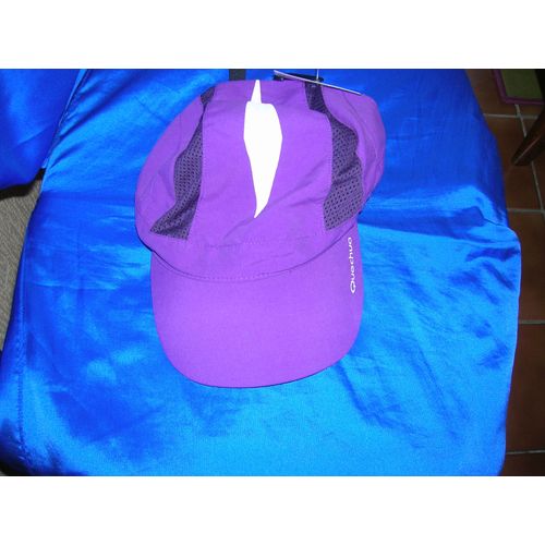 Casquette Quechua.