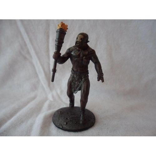 Figurine En Métal Le Seigneur Des Anneaux " Uruk-Hai  Déchainé "