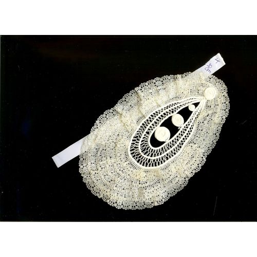 Jabot Dentelle Hauteur  20 Cm