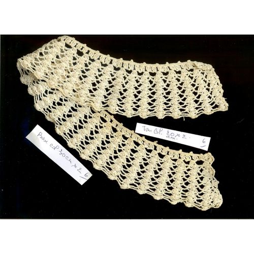 Col Ancien Crochet : Encolure 40 Cm -Base Col  60 Cm Hauteur 6 Cm
