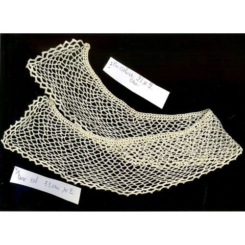 Col Ancien Crochet  Fil Fin: Encolure 42 Cm -Base Col  64 Cm Hauteur 7 Cm