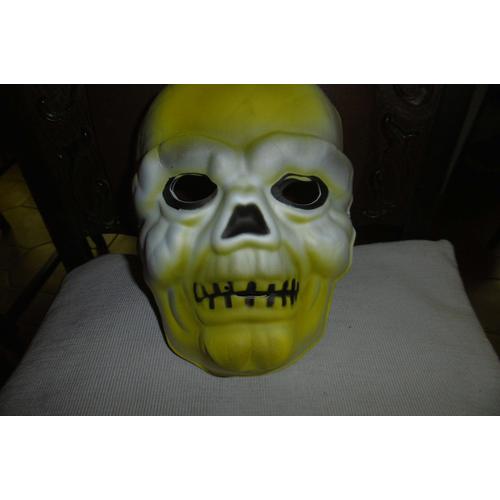 Masque Souple Latex Fantome Blanc Hl553