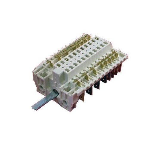 C00114510. COMMUTATEUR MULT. FOUR ELECTR. INDESIT