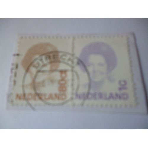 Timbres "Lot De Timbres :Reine Beatrix".