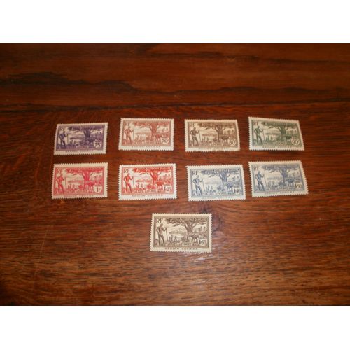 9 Timbres Non Oblitérés Sans Charnière Du N°122 Au 126 Y&t.  (1934 - 1935).