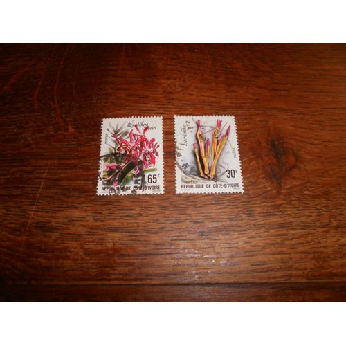 2 Timbres Oblitérés De Cote D' Ivoire De 1979. Fleurs.