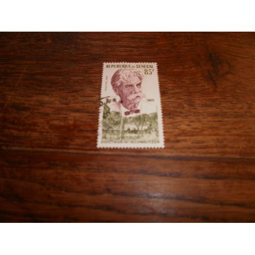Timbre Oblitéré Du Sénégal De 1975. Docteur A. Schweitzer.