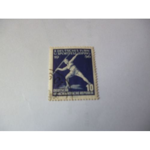 Timbre "République Démocratique D'allemagne : 2 Ème Fête Du Sport Et De Gymnastique De Leipzig 1956:Lancement Du Javelot""