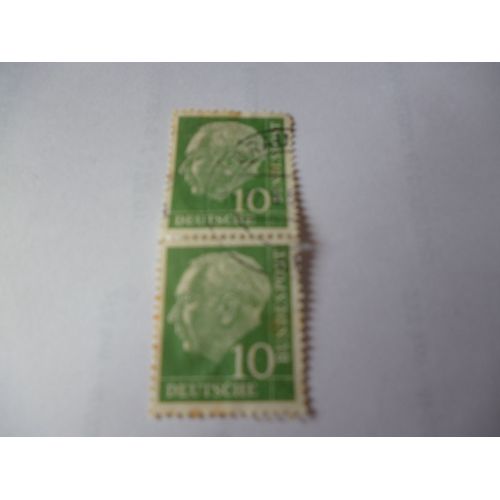 Timbres "Allemagne ::Deutsche Bundespost : Deux Timbres De10."