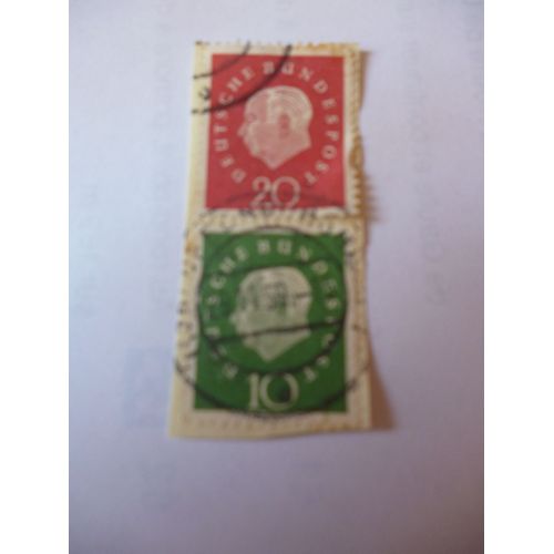 Timbre "Allemagne ::Deutsche Bundespost : Lot De Deux Timbres 1 De 10 Et 1 De 20."