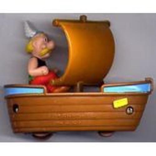 figurine astérix - astérix en bateau - happy meal - mcdo 1994