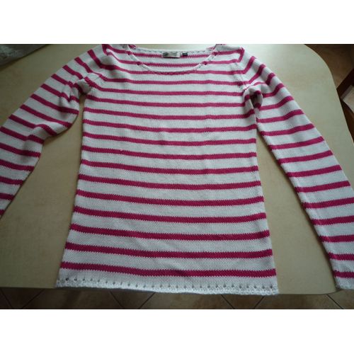 Pull Blanc Rayé Fuschia