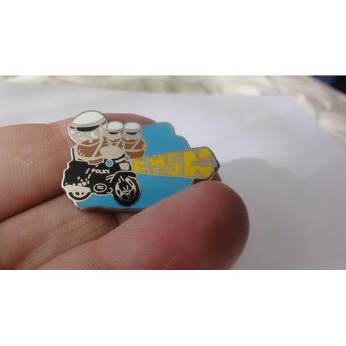 Pins Police