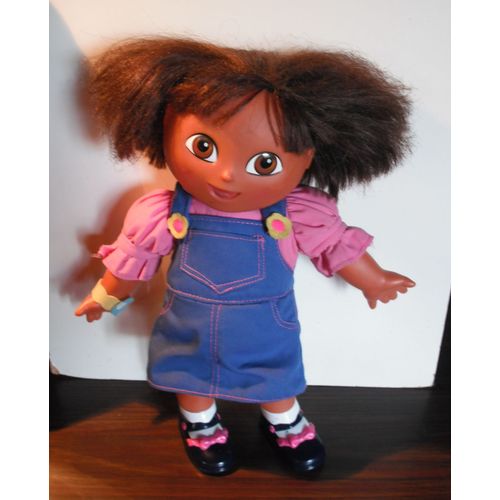 Poupée Dora Robe En Jean