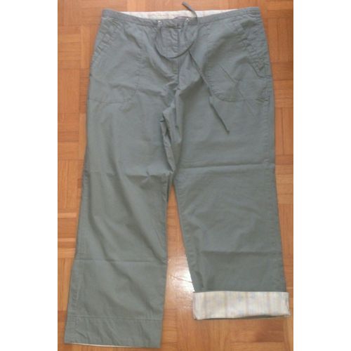 Pantacourt Tex Femme T.40 Kaki