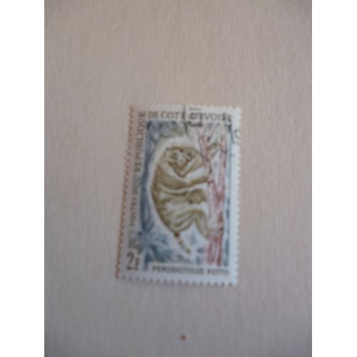 Timbre "République De Côte D'ivoire :Perodicticus Potto".
