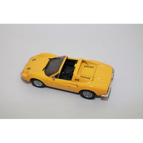 Miniature Ferrari Dino 246 Gts-Altaya