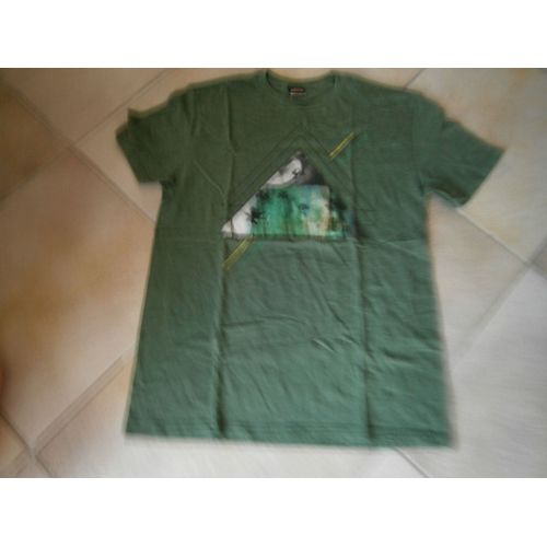 T-Shirt Kaki Motif Devant Taille L Marque Quiksilver