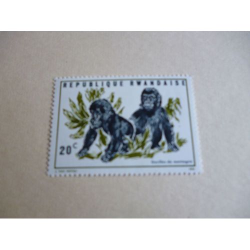 Timbre "République Rwandaise :Gorilles De Montagne 1970".