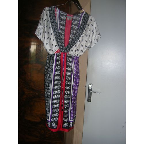 Robe Trf Taille M 100% Rayonne.