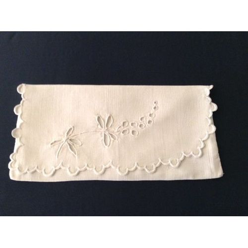 Superbe Pochette À Serviette (Ou À Lingerie): Linge Ancien Brodé Main - Milieu Xix°