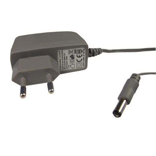 405506611. CHARGEUR DE BATTERIE ELECTROLUX