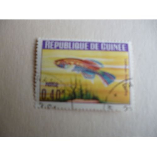 Timbre "Guinée :Goldfasan".