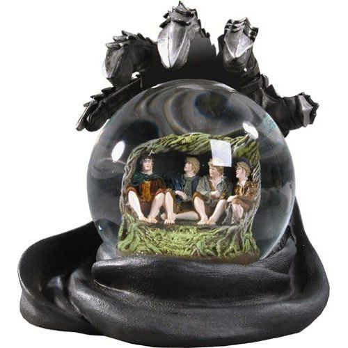 Le Seigneur Des Anneaux Globe Verre Hobbits - Gant De Nazgul Par Neca De 2004
