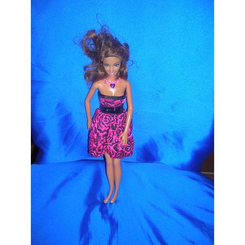 Poupie Barbie Collier Lumineux 30 Cm.