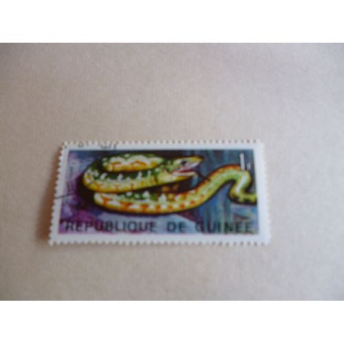 Timbre "Guinée : Python Sebae".