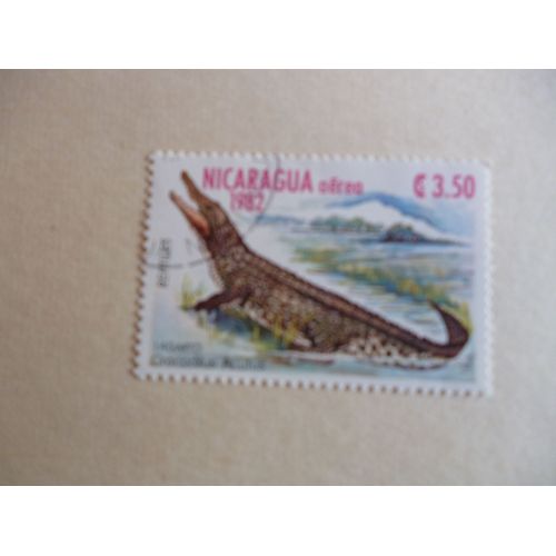 Timbre "Nicaragua : 1982 :Crocodilus Acutus".